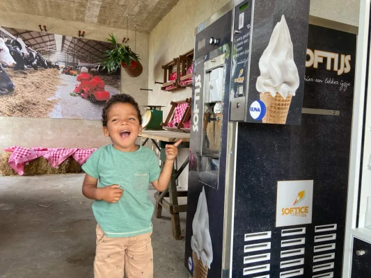 Afbeelding Tap je eigen Boerensoftijs op de Vinkenbroek!