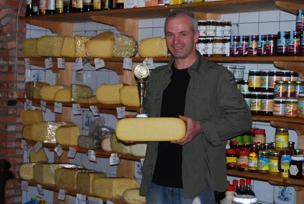 Afbeelding De Hooiberg biologische kaasboerderij